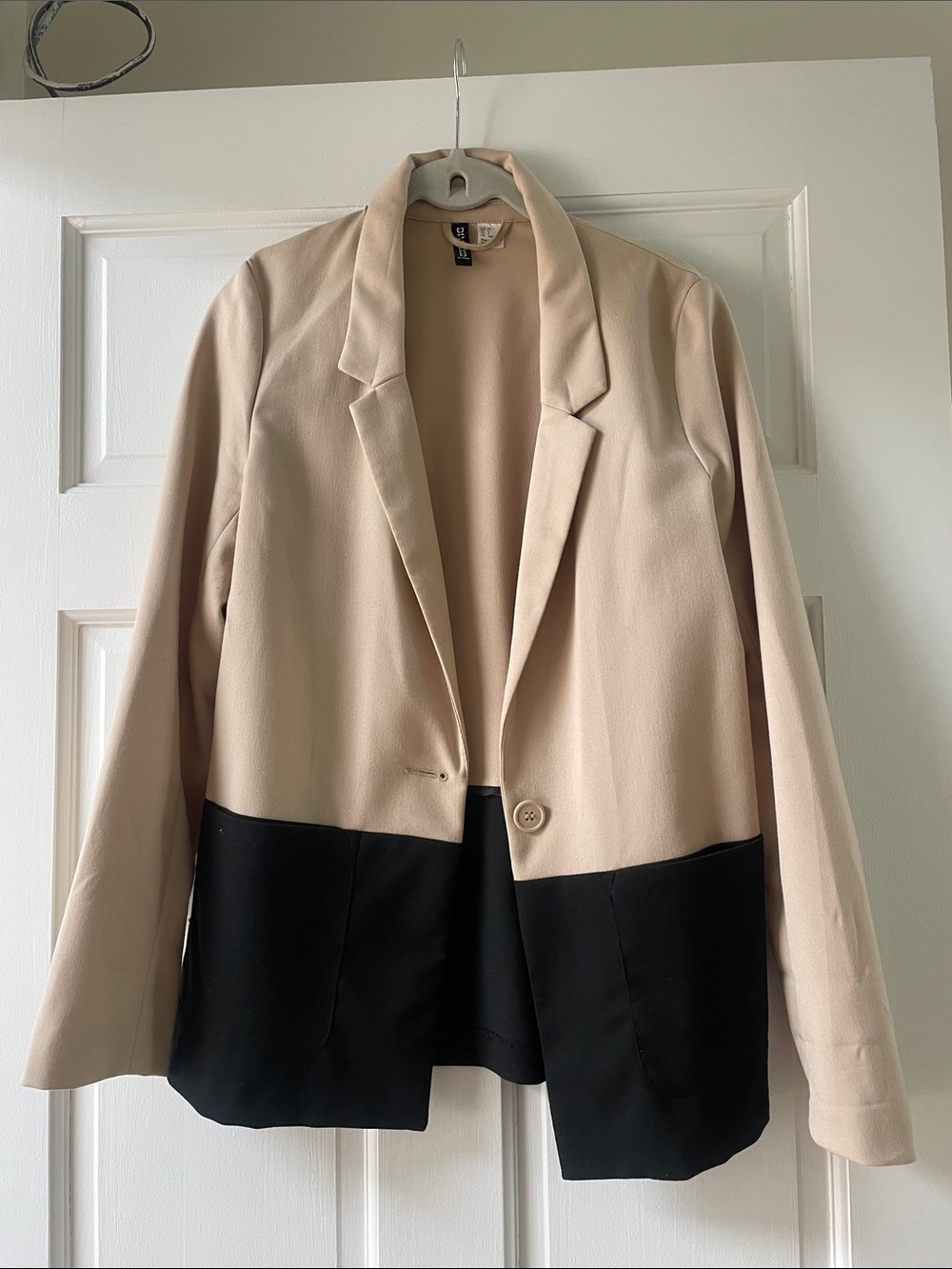 H&M Women’s Colorblock Blazer Jacket - Beige & Black